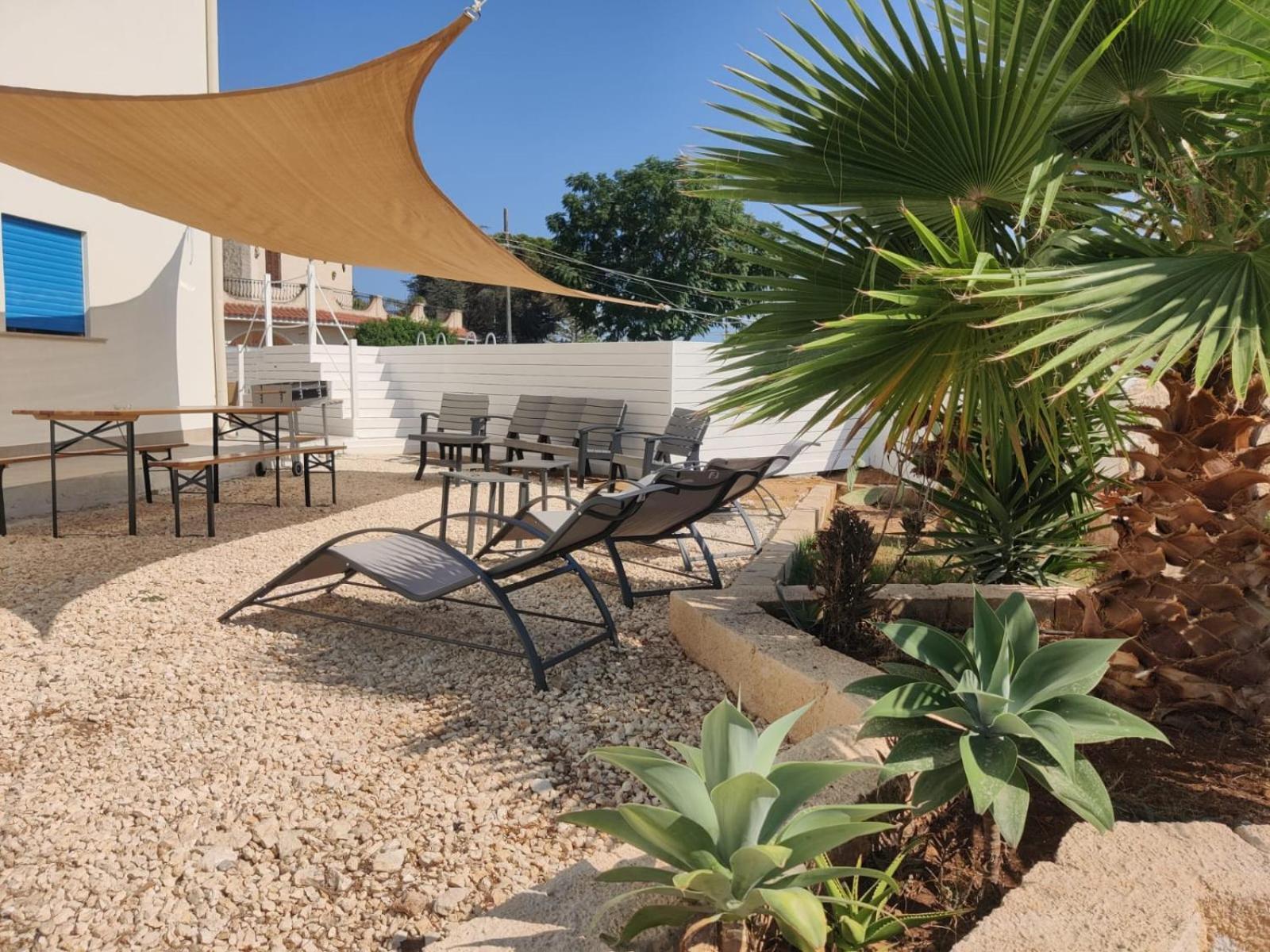 Pool Seaside Relais - Ville Ninfea, Marea, Rosa E Cassiopea Fontane Bianche Room photo